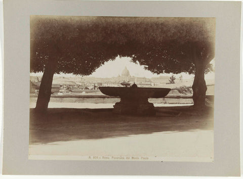 Panorama van de heuvel Pincio, Rome, anonymous, c. 1880 - c. 1904 Canvas Print