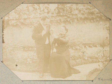 Portrait of a man and a woman in a garden, presumably in France, anonymous, c. 1890 - c. 1900 Canvas Print