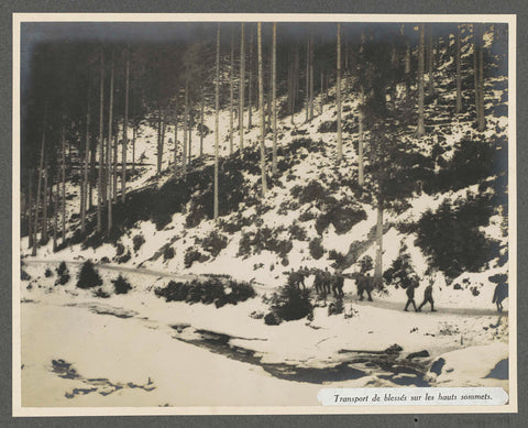 Wounded transport by stretcher on the mountain slopes of the Dolomites, presumably Italians, Henri de Rothschild (attributed to), 1916 Canvas Print