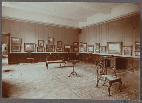 Room 374 with a display of watercolours in the Druckeruitbou around 1923, 1923 - 1924 Canvas Print