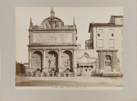 Preview of Fontana del Mosè, Rome, anonymous, c. 1880 - c. 1895 Canvas Print