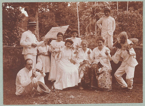 Group portrait of jolly people in Batuan, dressed in white., Frits Freerks Fontein Fz. (attributed to), c. 1910 Canvas Print