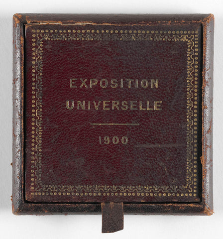 Box awarded to Bart van Hove at the International World's Fair in Paris, 1900, anonymous, 1900 Canvas Print