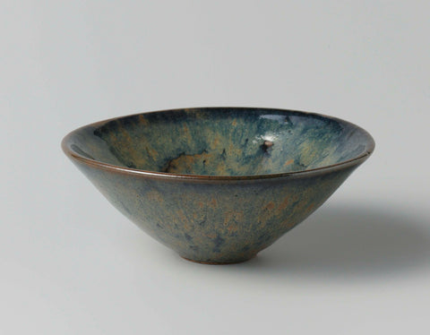 Tea bowl with a brownish blue glaze, anonymous, c. 960 - c. 1279 Canvas Print