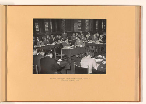 Many were the problems that the financial-economic Commission in the Lairessezaal got to solve, Government Information Service, 1949 Canvas Print