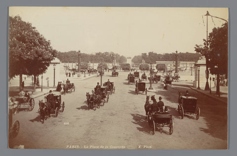 Place de la Concorde in Paris, with carriages, X phot., c. 1870 - c. 1890 Canvas Print