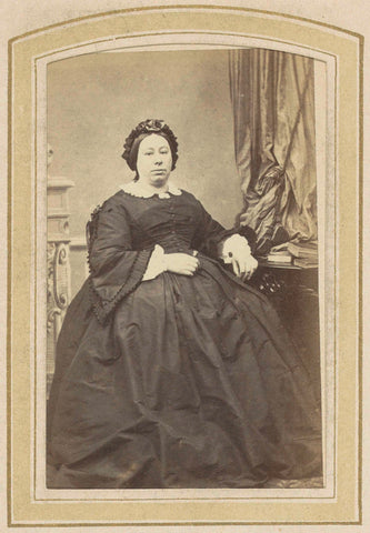 Portrait of a seated woman in a dress, anonymous, c. 1860 - c. 1900 Canvas Print