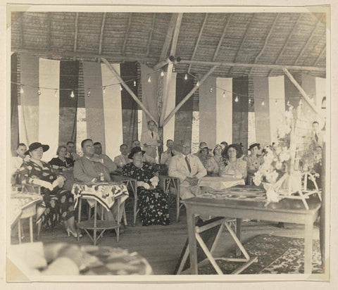 Listeners at the opening address of T.J. Verschuur, anonymous, 1935 Canvas Print