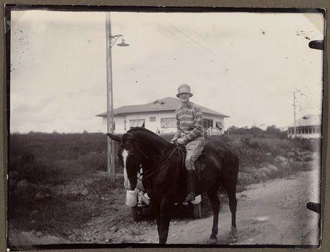 Edith Jetten on horseback, anonymous, 1925 - 1927 Canvas Print