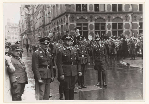 Arrival Oberbefehlshaber der Wehrmacht F. Christiansen, Fotodienst NSB, 1940 Canvas Print