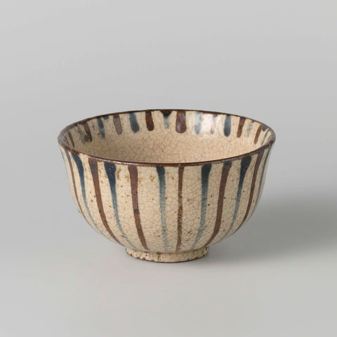 Tea bowl with vertical lines, anonymous, anonymous, c. 1700 - c. 1799 Canvas Print