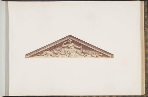 Plaster models for sculptures at the Palais du Louvre: 