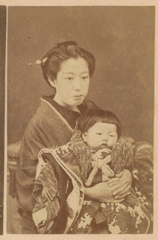 Double portrait of an unknown Japanese woman with child on her lap, anonymous, 1885 Canvas Print