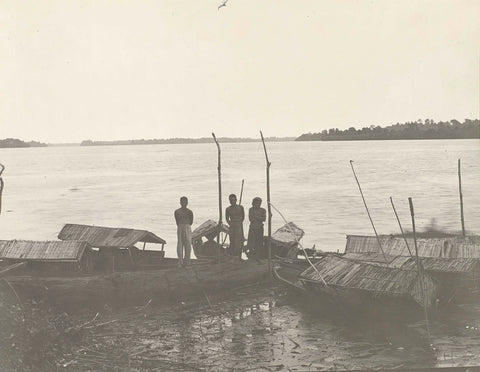 Men with boats, anonymous, 1903 - 1907 Canvas Print