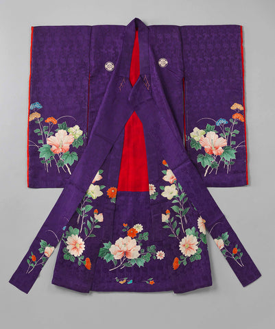 Girls miyamairi kimono with flowering autumn plants, anonymous, 1900 - 1920 Canvas Print