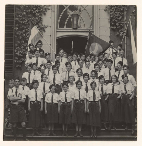 Youth stormers gathered on the Rhijnauwen estate, NSB, 1933 - 1940 Canvas Print