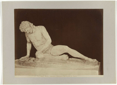 Sculpture of dying gladiator, anonymous, c. 1880 - c. 1904 Canvas Print