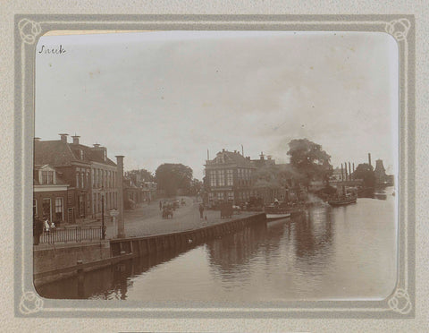 Quay in Sneek, Folkert Idzes de Jong, c. 1905 - c. 1907 Canvas Print