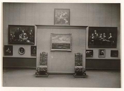 Paintings department in room 255b in 1928, 1928 Canvas Print