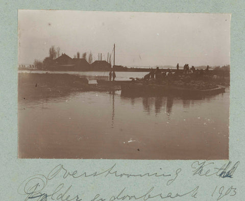 People on a boat with sandbags near the village of Kethel, flooded by a dike breach, Frits Freerks Fountain Fz. (attributed to), c. 1903 Canvas Print