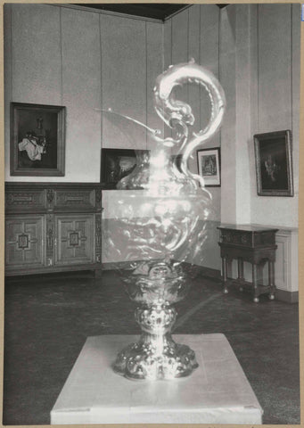 Corner of a KOG room with paintings, cupboard, table and in the foreground a jug, 1954 Canvas Print