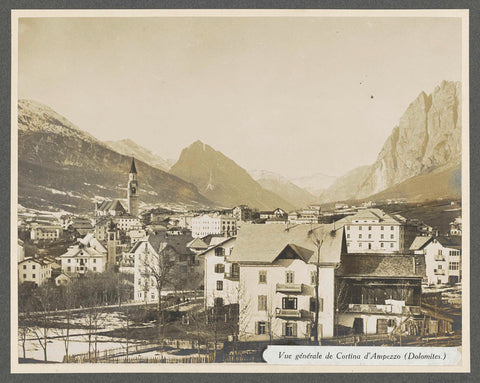 View of the village of Cortina d'Ampezzo in the Dolomites, Henri de Rothschild (attributed to), 1916 Canvas Print