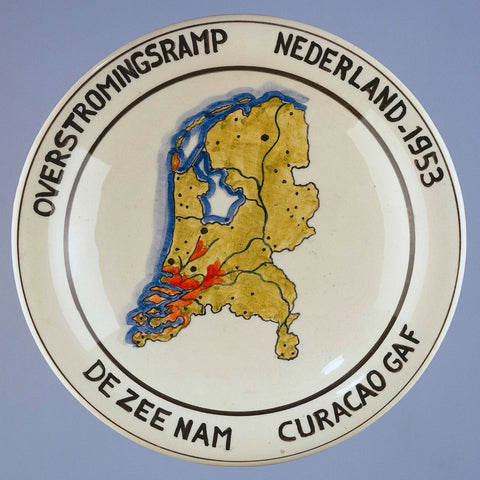 Wall sign aid from Curaçao to the Netherlands after the 1953 flood disaster, First Curaçao Earthenware Factory 'ECAF', 1953 Canvas Print