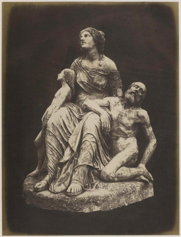 Sculptuur van cholera slachtoffers door Antoine Étex, tentoongesteld op de Great Exhibition of the Works of Industry of All Nations van 1851 in Londen, anonymous, 1851 Canvas Print