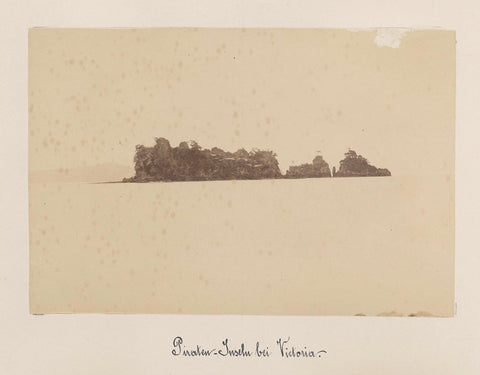 View of the Pirate Islands off the coast of Victoria (Cameroon), anonymous, 1899 Canvas Print