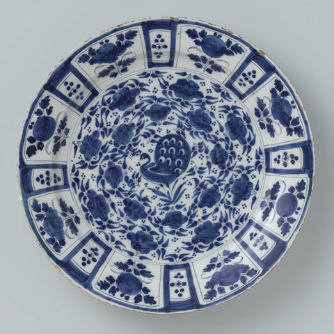 Dish of faience, anonymous, c. 1700 - c. 1740 Canvas Print