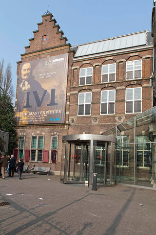 South façade of the Philips Wing with revolving door of the exit, 2007 Canvas Print