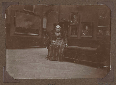 The mother of Mr. Schmidt Degener poses in one of the halls of the Drucker extension in 1923, 1922 - 1923 Canvas Print