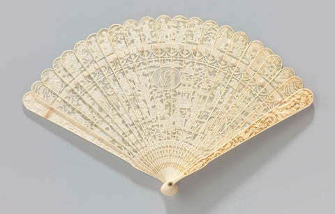 Broken fan, Huchang (Fychong), c. 1800 - c. 1825 Canvas Print