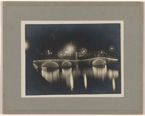 Verlichte brug te Amsterdam, anonymous, 1923 Canvas Print