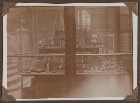 Contents of display cabinet in the eastern courtyard around 1927, 1926 - 1930 Canvas Print