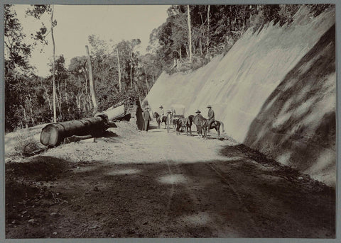 Construction of the road along a hill, anonymous, 1903 - 1913 Canvas Print