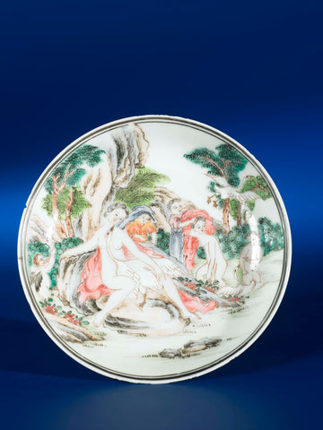 Saucer with an image of Leda and the Swan, anonymous (copy after), c. 1725 - c. 1749 Canvas Print