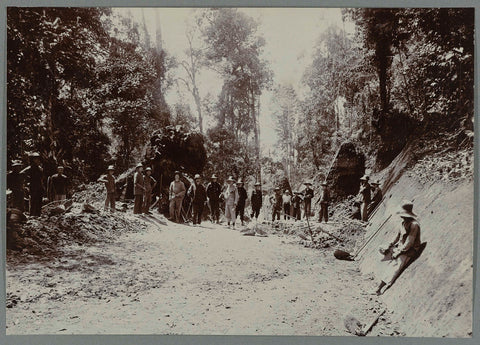 Crossroads of the new with an old road, anonymous, 1903 - 1913 Canvas Print