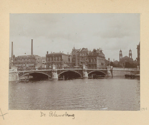 Blauwbrug in Amsterdam, Hendrik Herman van den Berg, in or after 1890 - in or before 1894 Canvas Print