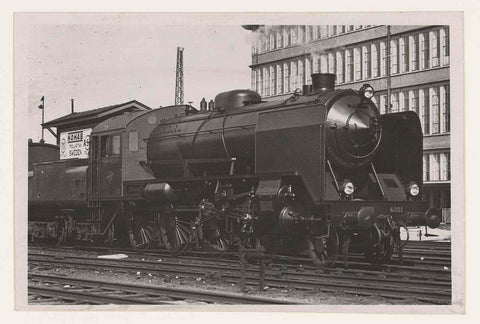 New express train locomotive from Sweden, Anefo, 1946 Canvas Print