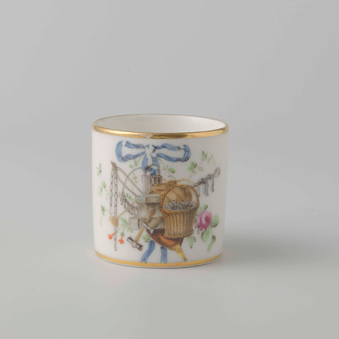 Teacup with decoration of trophies on tied ribbons, Koninklijke Porseleinfabriek Dommer & Co., 1809 - in or before 1814 Canvas Print