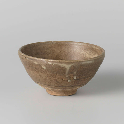 Tea bowl with a gray brown glaze, anonymous, anonymous, c. 1775 - c. 1799 Canvas Print