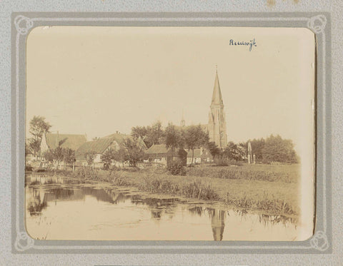 View of Reeuwijk with on the right the Sint-Petrus and Pauluskerk, Folkert Idzes de Jong, c. 1905 - c. 1907 Canvas Print