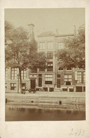 House on the Keizersgracht in Amsterdam, anonymous, 1870 - 1895 Canvas Print