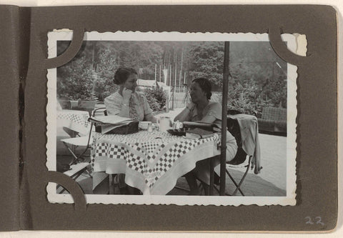 Women at the table, anonymous, 1933 - 1944 Canvas Print