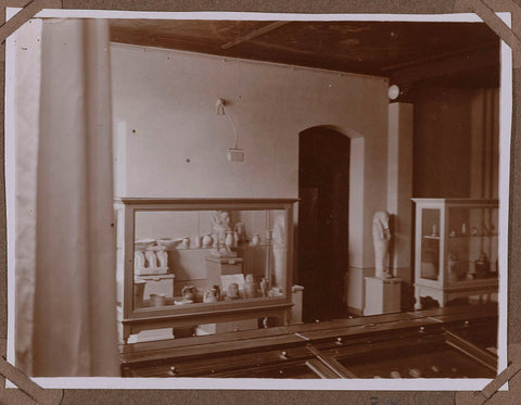 Exhibition of Egyptian antiquities in the halls of the KOG in 1927, 1927 Canvas Print