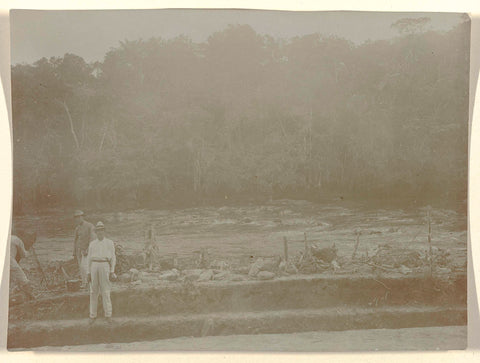 Construction of a railway at the Sarakreek in Suriname, Jacob Evert Wesenhagen (attributed to), 1905 - 1910 Canvas Print