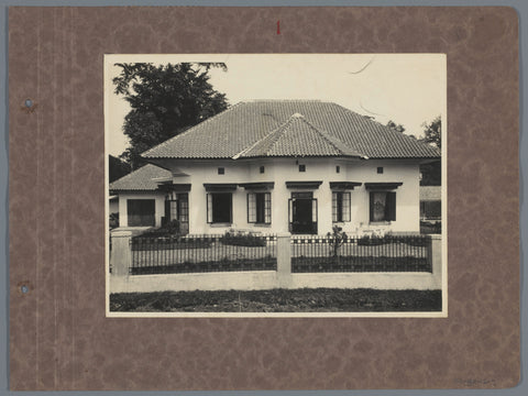 House with fence and garden, anonymous, 1900 - 1940 Canvas Print