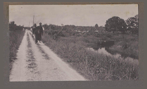 Two Hindustanis on a road, Andries Augustus Boom, 1911 Canvas Print