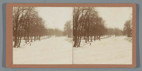 Frozen Catharijnesingel, as seen from the Bartholomeus bridge, Utrecht, anonymous, 1917 Canvas Print